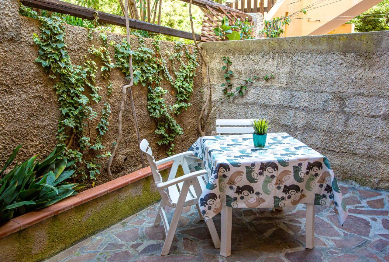 Casa Ariel Per 4, A Pochi Passi Dalla Spiaggia Iun R0963 Cala Gonone Buitenkant foto